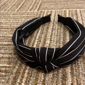 3/$10 Striped headband